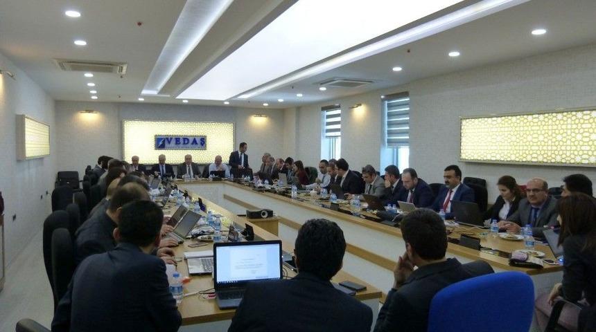 &ldquo;vedaş İşi Sıkı Tutuyor&rdquo;