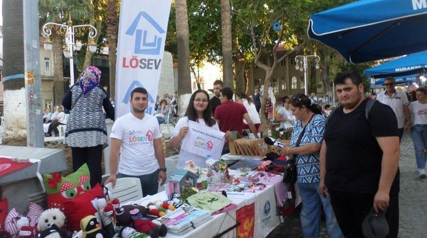 Annelerden L&ouml;sev&rsquo;e Destek