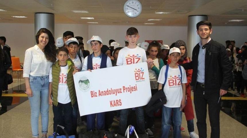 &ldquo;biz Anadoluyuz&rdquo; Projesiyle Karslı &Ouml;ğrenciler Sakarya&rsquo;da