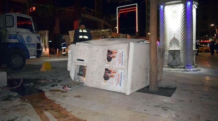 Ehliyetsiz S&uuml;r&uuml;c&uuml; Elektrik Trafosunu Yerinden S&ouml;kt&uuml;