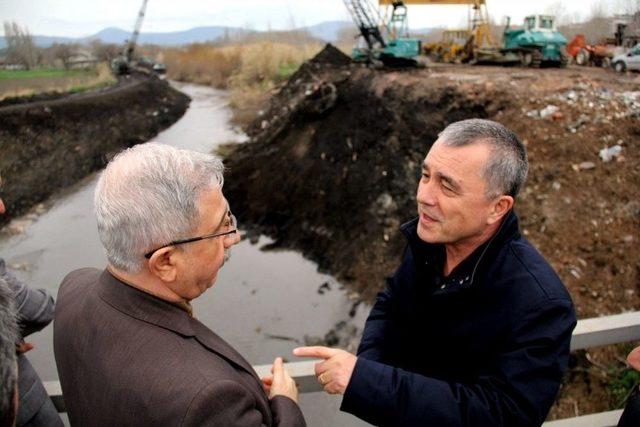 Bakırçay’da Son Yılların En Kapsamlı Temizliği