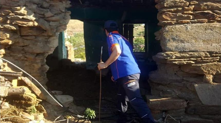 İzmir&rsquo;de Anneanne Ve 1,5 Yaşındaki Torunu Kayıp