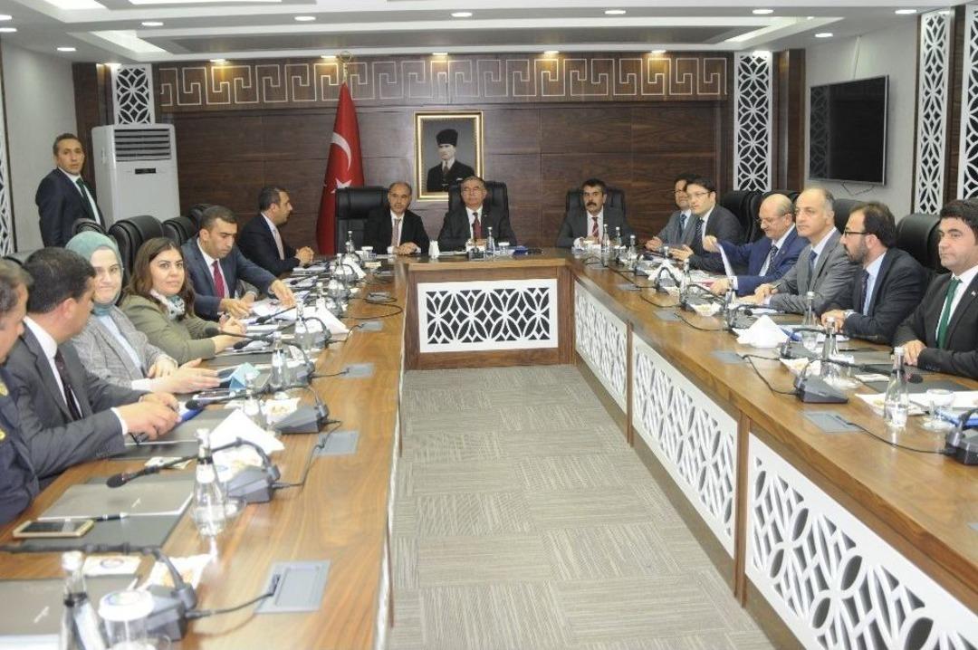 Milli Eğitim Bakanı Yılmaz: &ldquo;eğitimde Avrupa &Uuml;lkelerinden &Ccedil;ok Geride Değiliz&rdquo;