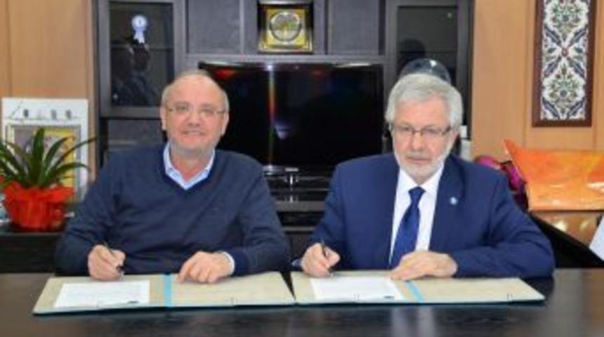 Tekstil M&uuml;hendisliği &Ouml;ğrencilerine 500 Tl Burs