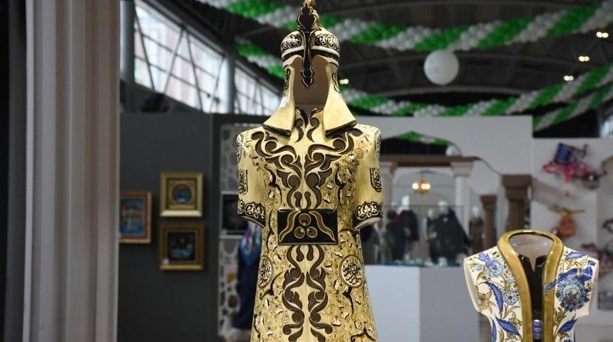 Busmek&rsquo;ten "k&uuml;lt&uuml;rel Semboller" Sergisi