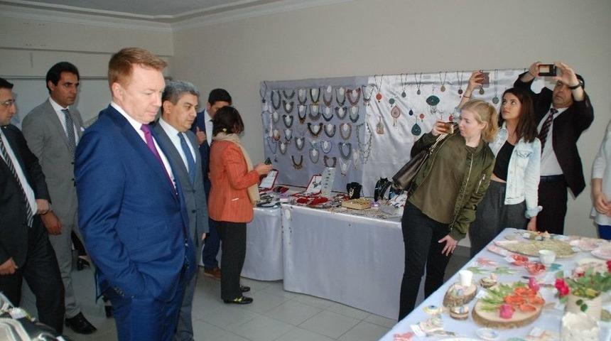 Keşan&rsquo;da Hem&rsquo;in Yıl Sonu Sergisi A&ccedil;ıldı