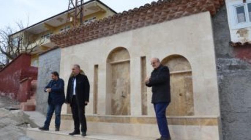 Karatekin&rsquo;e Meydan Ve &Ccedil;eşme