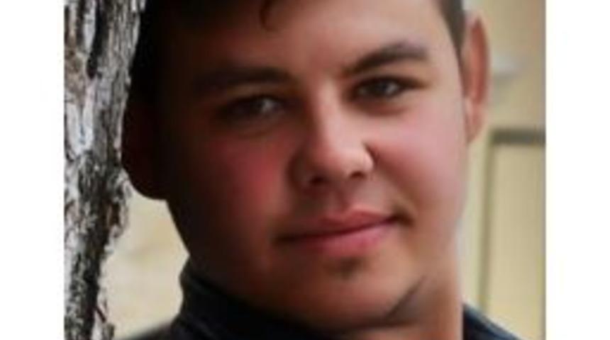 Trakt&ouml;rden D&uuml;şen Gen&ccedil; Hayatını Kaybetti