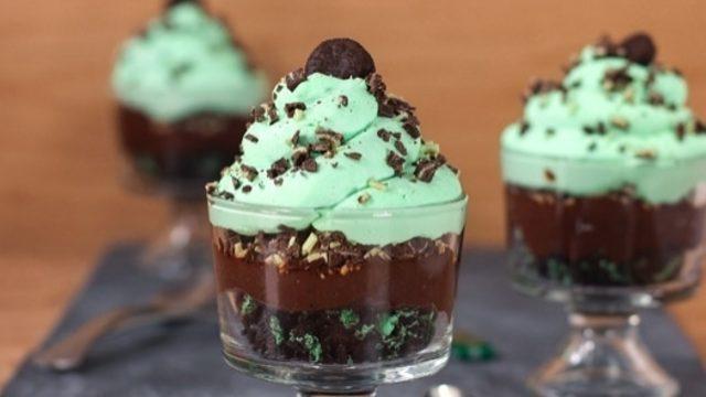 Şipşak Sunulur: Naneli, Krema Sos 