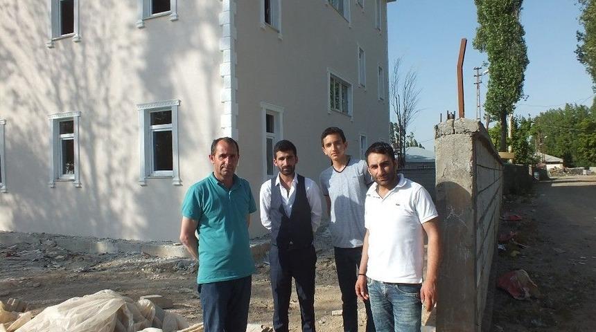 Güven Ailesinin Yaptırdığı Kur’an Kursu Yardım Bekliyor