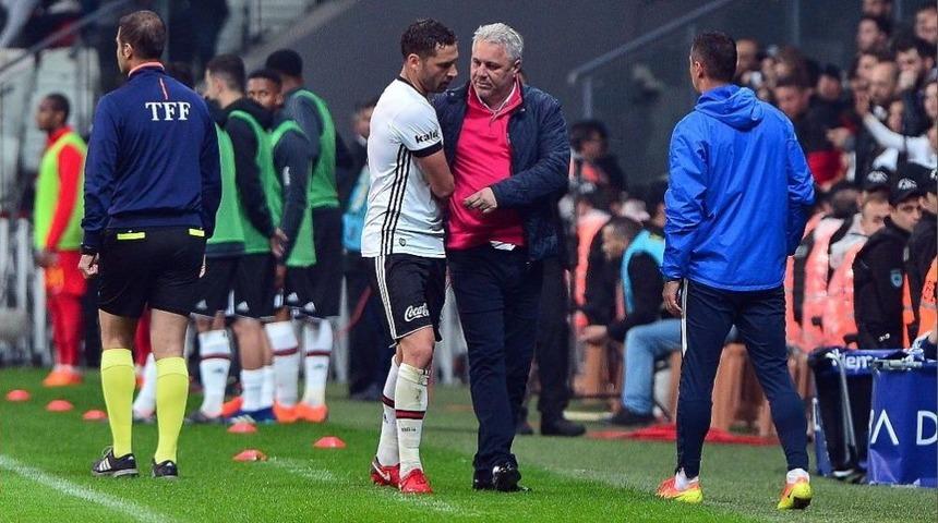 Tosic, &Uuml;st &Uuml;ste 2 Lig Ma&ccedil;ında Kırmızı Kart G&ouml;rd&uuml;!