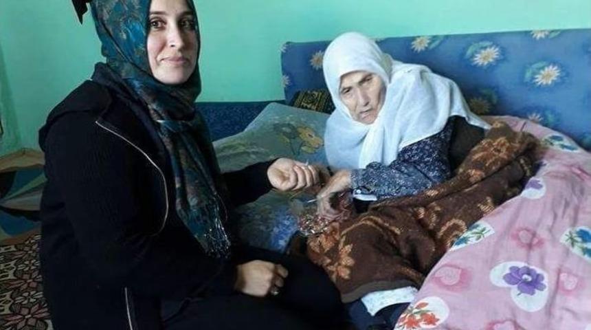 103 Yaşındaki Fatma Nine: Rabbim Cumhurbaşkanımıza Uzun &Ouml;m&uuml;rler Versin