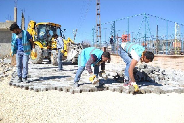 Vatandaşlar Yol Yapımı &Ccedil;alışmalarından Memnun 1