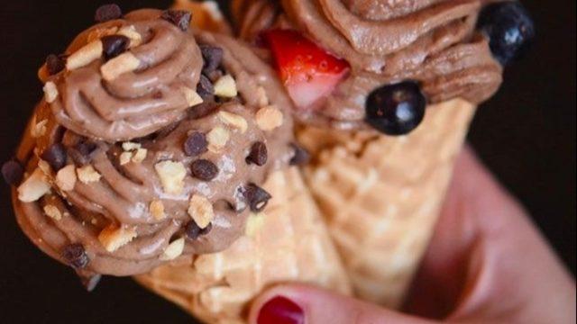 İki Malzemeli Muzlu Dondurma