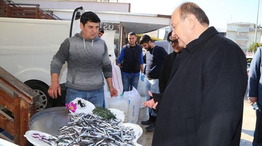 Başkan &Ouml;zakcan Balık&ccedil;ı Esnafıyla Bir Araya Geldi