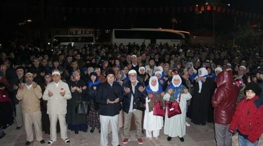 Umre Kafilesi Kutsal Topraklara Uğurlandı