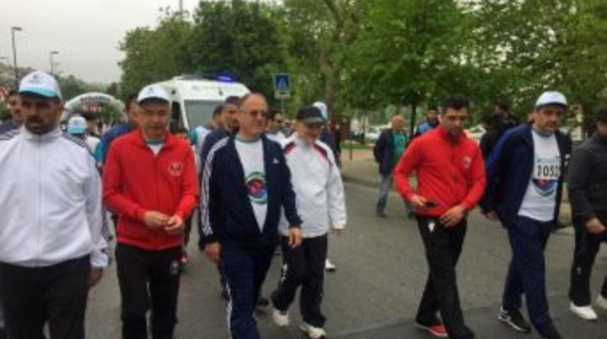 Beykoz Geleneksel Halk Koşusu&rsquo;nda &Uuml;nl&uuml;ler Ge&ccedil;idi