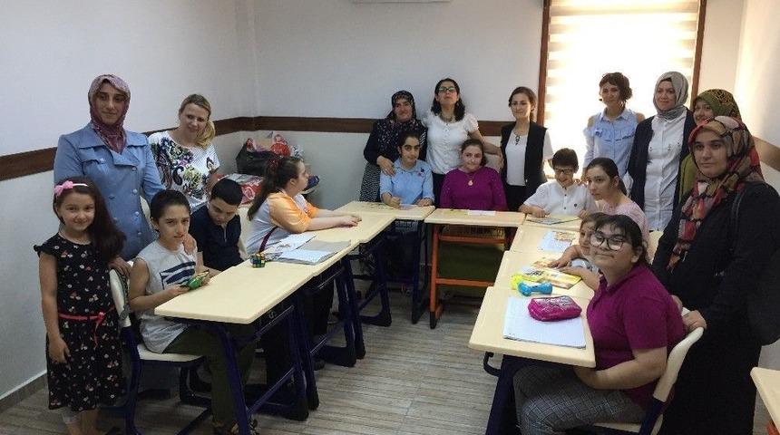 Vezirçiftliği Semt Konağı’nda Özel Eğitim Ve Drama Kursu