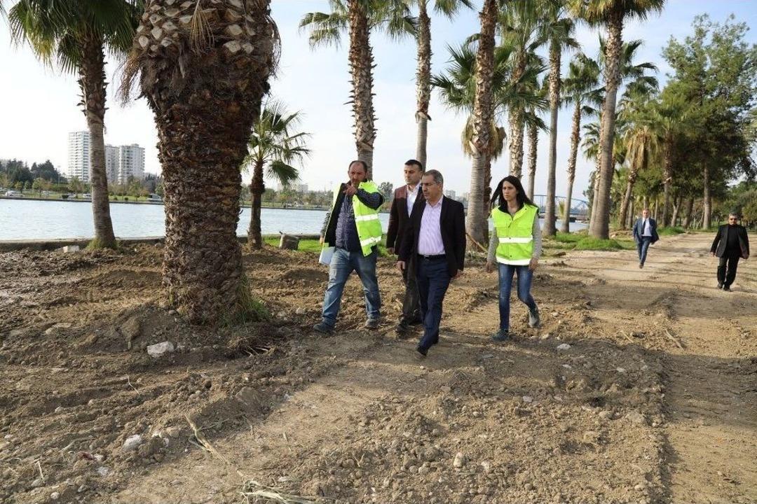 Başkan &Ccedil;elikcan: "y&uuml;reğir&rsquo;de Yeşil Alanları Hızla &Ccedil;oğaltıyoruz"