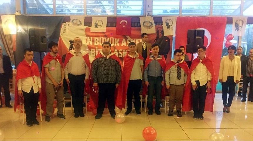 Engelli Askerlerin Kına Gecesinde Anneler G&ouml;zyaşı D&ouml;kt&uuml;
