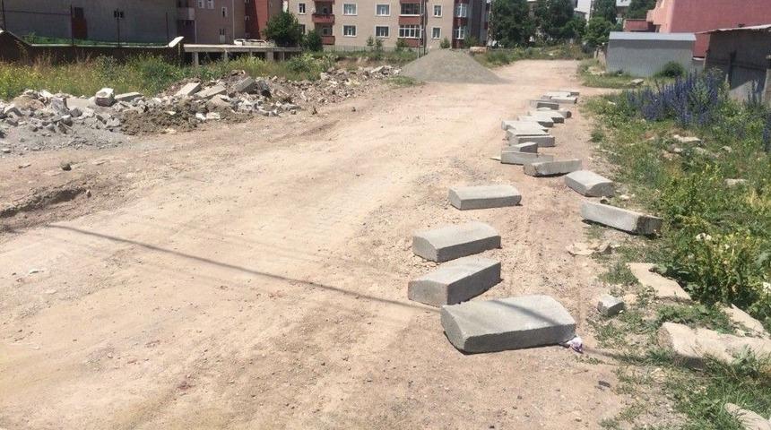 Kars Belediyesi Yol &Ccedil;alışmalarını Hızlandırdı