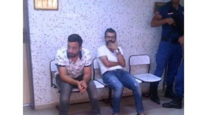 82 Yaşındaki K&ouml;yl&uuml;y&uuml; Dolandırmak İsteyen 2 Ş&uuml;pheli Tutuklandı