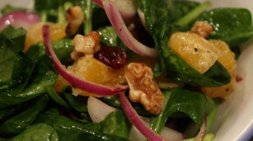 Portakallı Ispanak Salatası