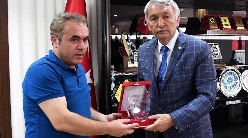 Isparta Belediye Başkanı Yusuf Ziya G&uuml;naydın: