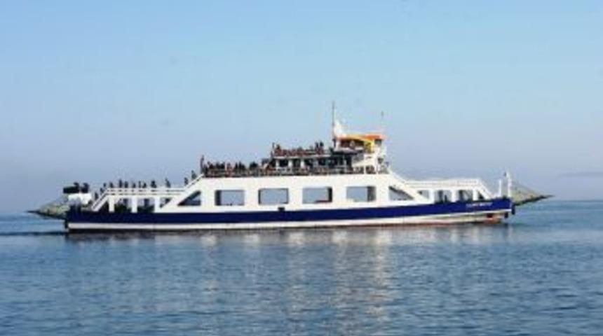 &Ccedil;anakkale Boğazı Gemi Ge&ccedil;işlerine Yeniden A&ccedil;ıldı