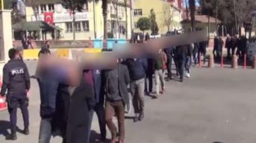 Terör Propagandasına 8 Tutuklama