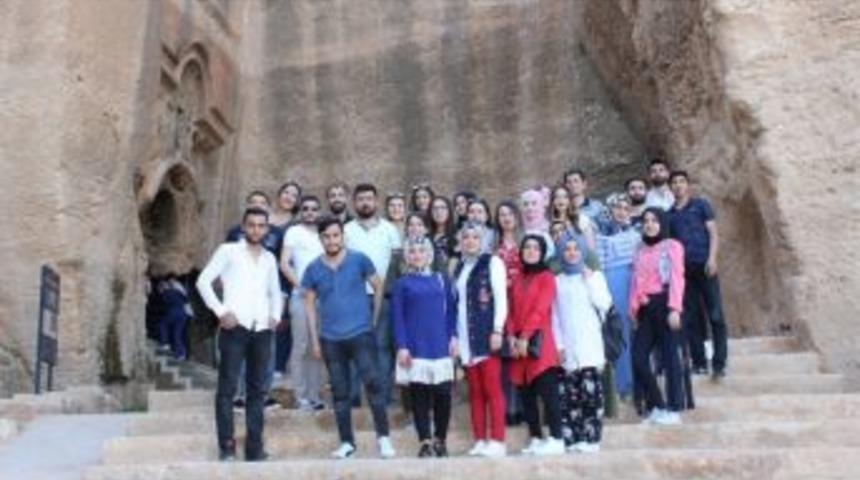 &Uuml;niversite &Ouml;ğrencilerinden Mardin Ve Şanlıurfa Gezisi