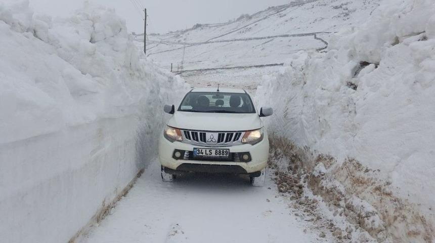 Yaylaya Su Vermek İ&ccedil;in 5 G&uuml;n 5 Metre Kar Altında &Ccedil;alıştılar