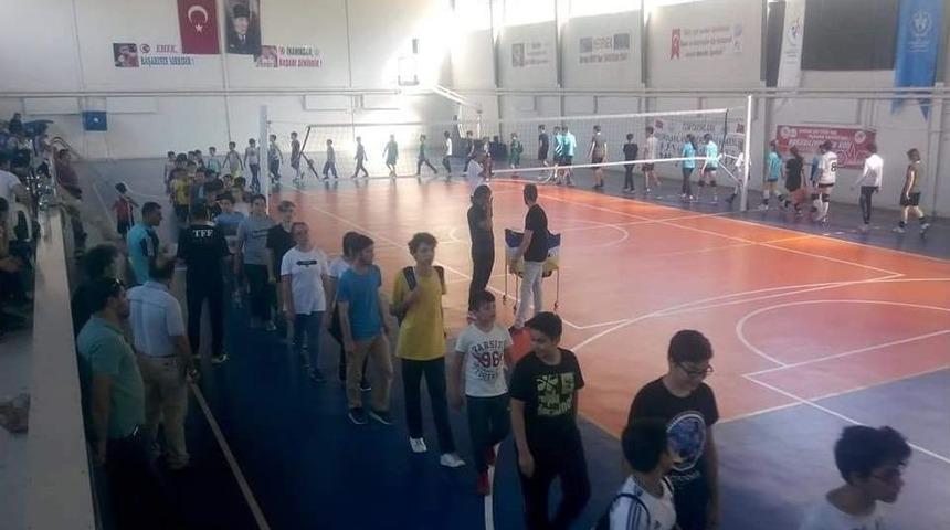 Yaz Spor Okullarında Eğitimler Başladı