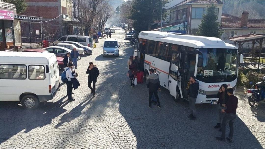 &Ouml;demiş&rsquo;in &Uuml;&ccedil; Mahallesi Manisa&rsquo;ya Bağlanmak İstiyor