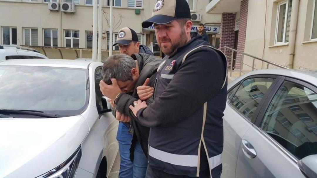 Lise Diplomalı Sahte Profes&ouml;r G&ouml;zaltına Alındı