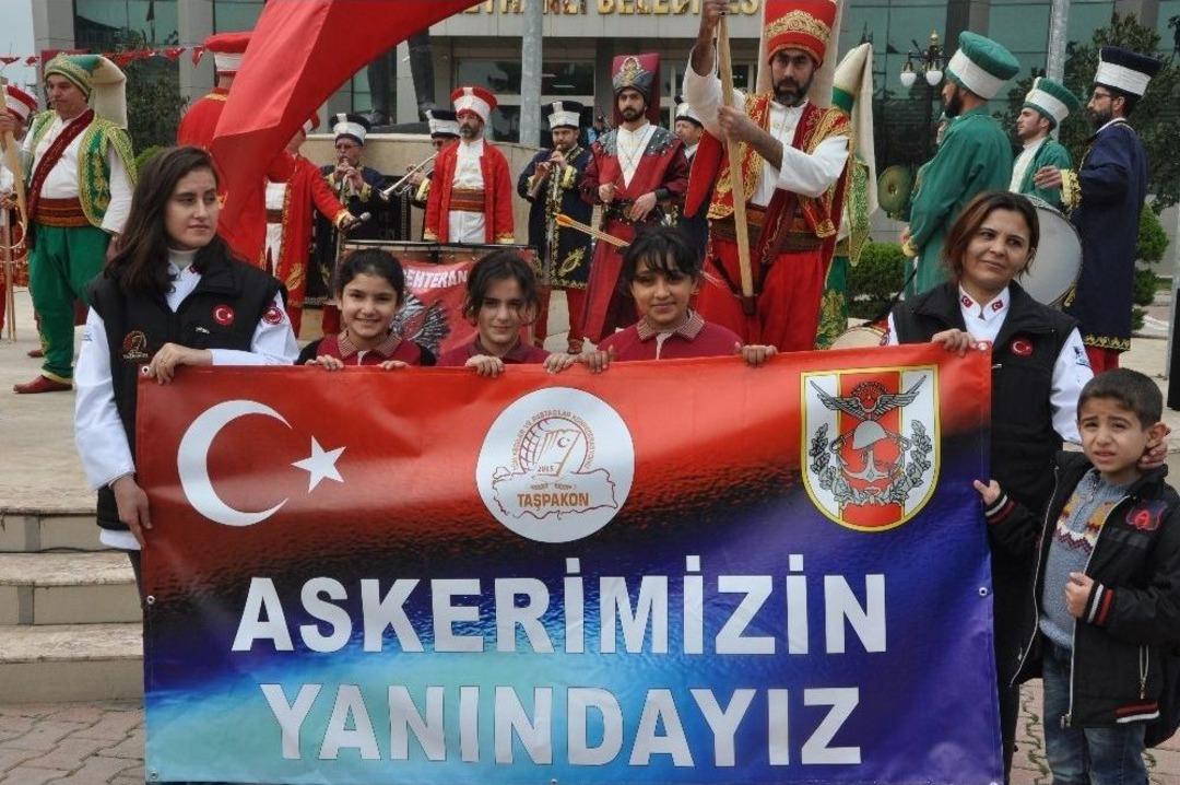 Uşak Mehter Takımı Reyhanlı&rsquo;da Konser Verdi