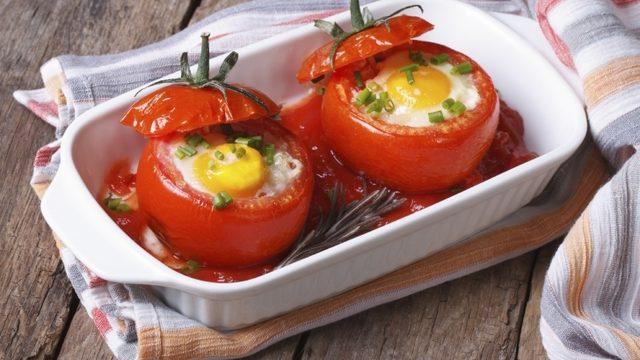 Domateste Yumurta