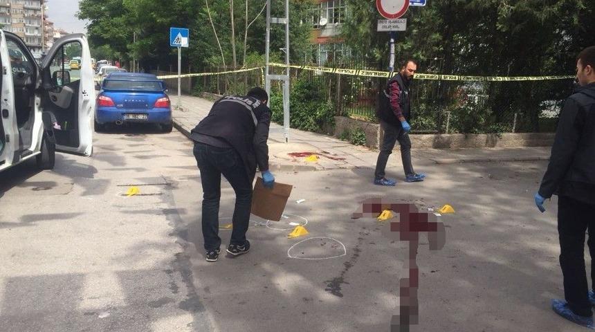 &Ouml;nce Karısını Sonra Kendisini Vurdu