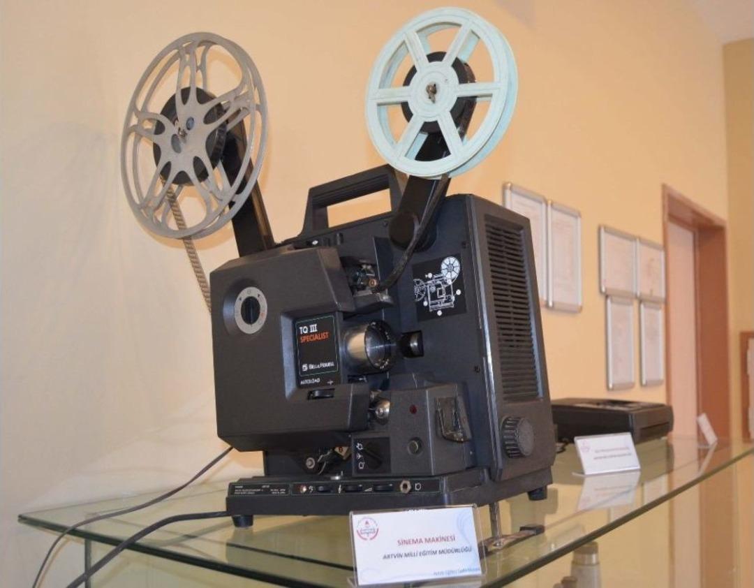 Tarihi Okula Tarihi Eğitim M&uuml;zesi