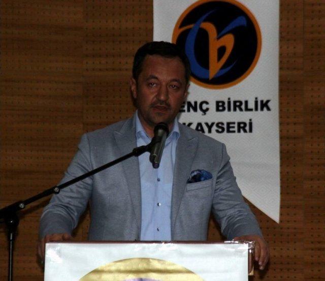 Birlik Vakfı’ndan ’yaşam Boyu Başarı’ Semineri