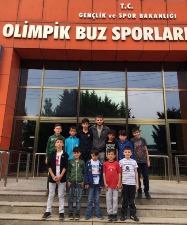 Kartepe’nin İlk Buz Hokeyi Takımı Kuruldu