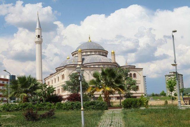 Adıyaman Üniversitesi Camii Ramazan Ayında İbadete Açılacak