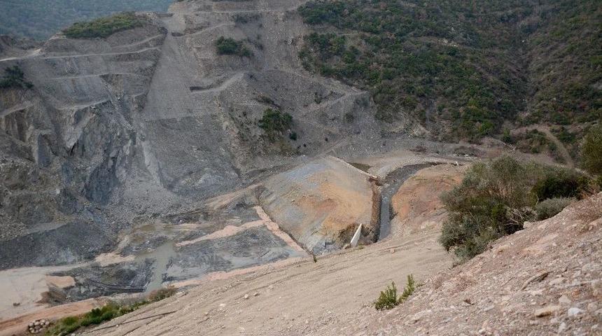 G&ouml;lecik Barajı İnşaatı Zemin Problemi Y&uuml;z&uuml;nden Durdu