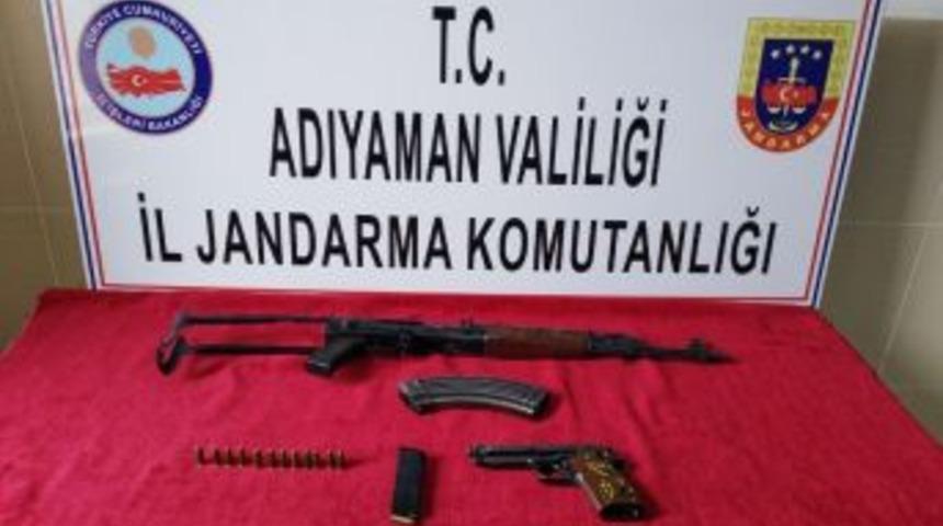 Jandarma Uzun Namlulu Silah Ve Tabanca Ele Ge&ccedil;irildi