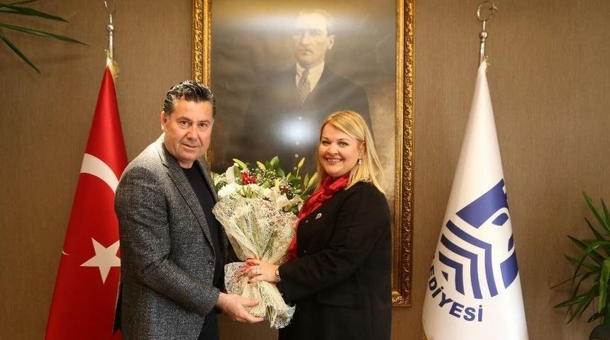 Chp Bodrum Kadın Kollarının Yeni Y&ouml;netimi Başkan Kocadon&rsquo;u Ziyaret Etti