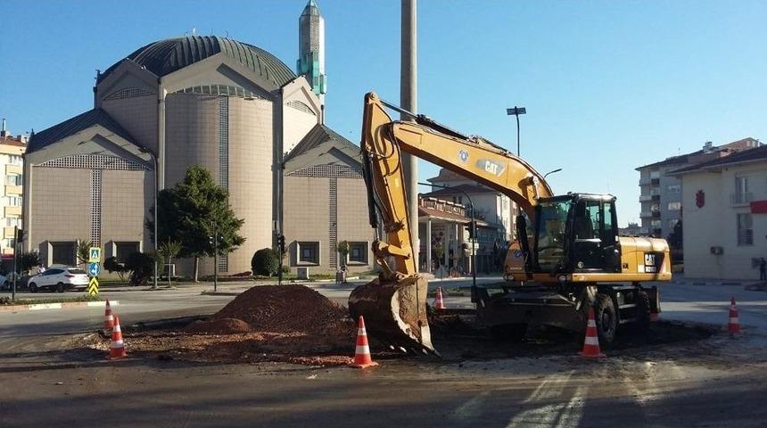 İneg&ouml;l&rsquo;de Ulaşım Yolunda
