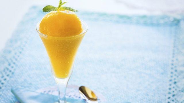 Mango Sorbesi