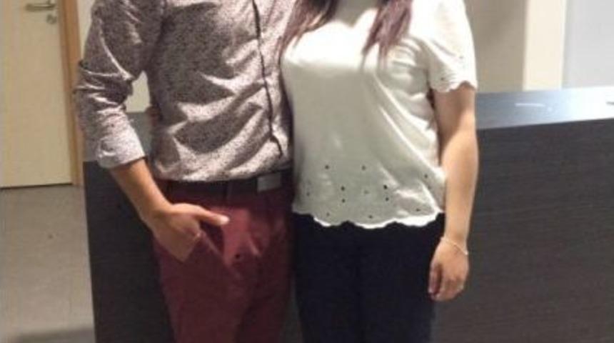 Bebek Sahibi Olamayınca, Ele Ele Verip Zayıfladılar