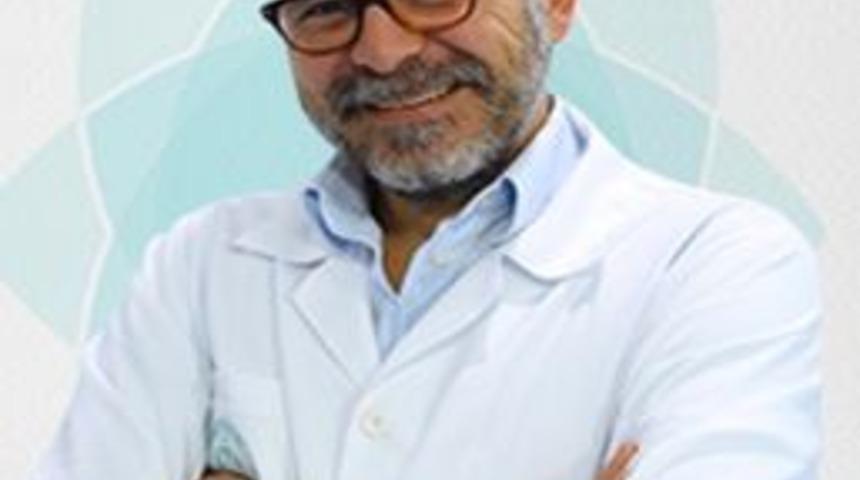 Radyoloji Uzmanı Mehmet Alp Dirik: “solgun Yüzü Dikkate Alın”