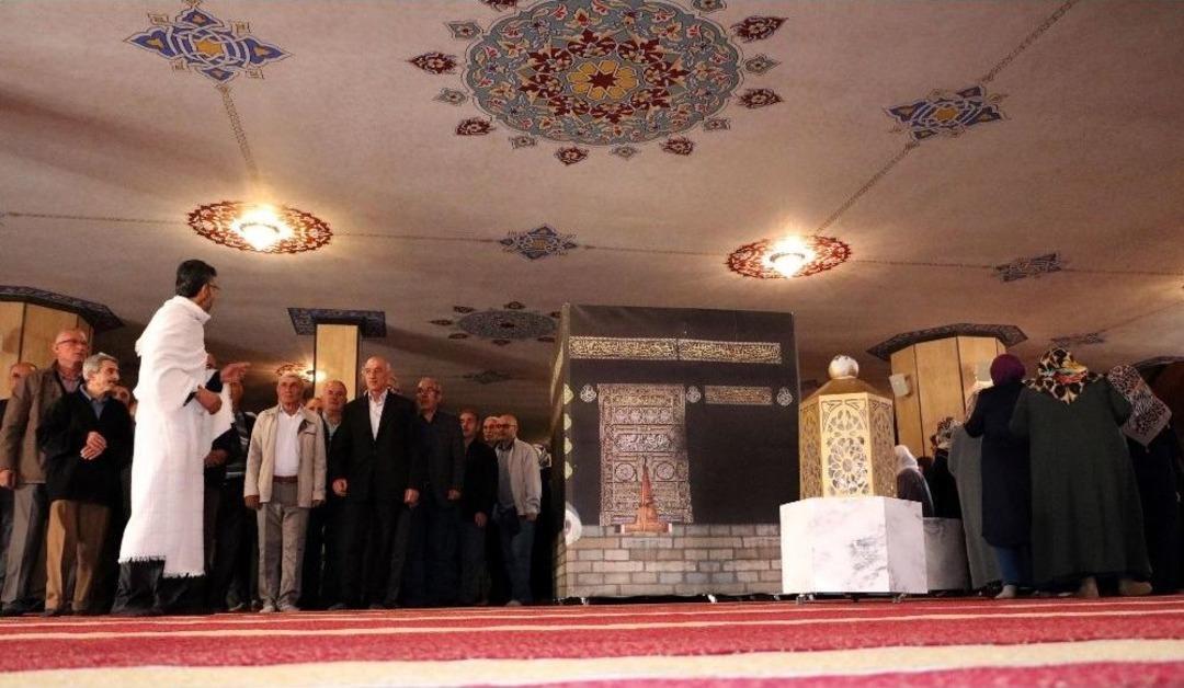 Hacı Adaylarına Kabe Maketli Eğitim Verildi